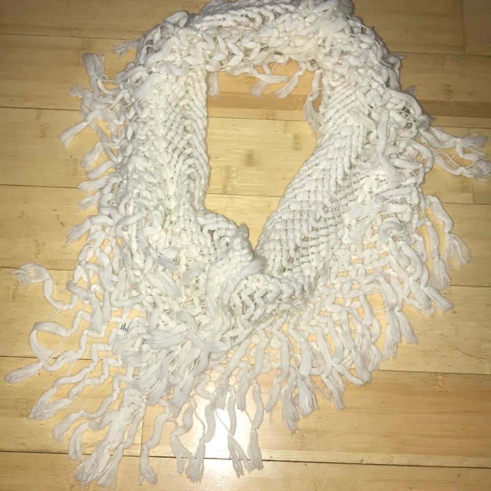 American eagle infinity scarf